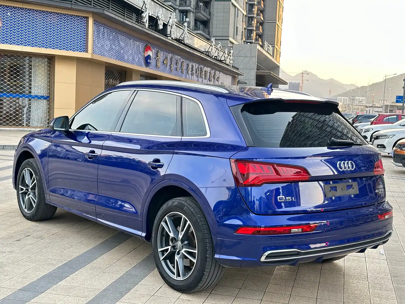 Audi Q5L 2020 40 TFSI Prestige Fashion фото 6