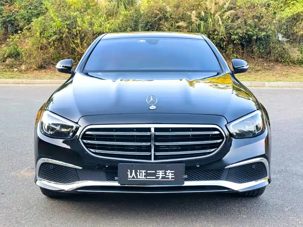 Mercedes-Benz E-Class 2021 E 260 L Sport фото 2