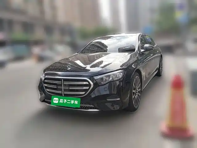 Mercedes-Benz E-Class 2024