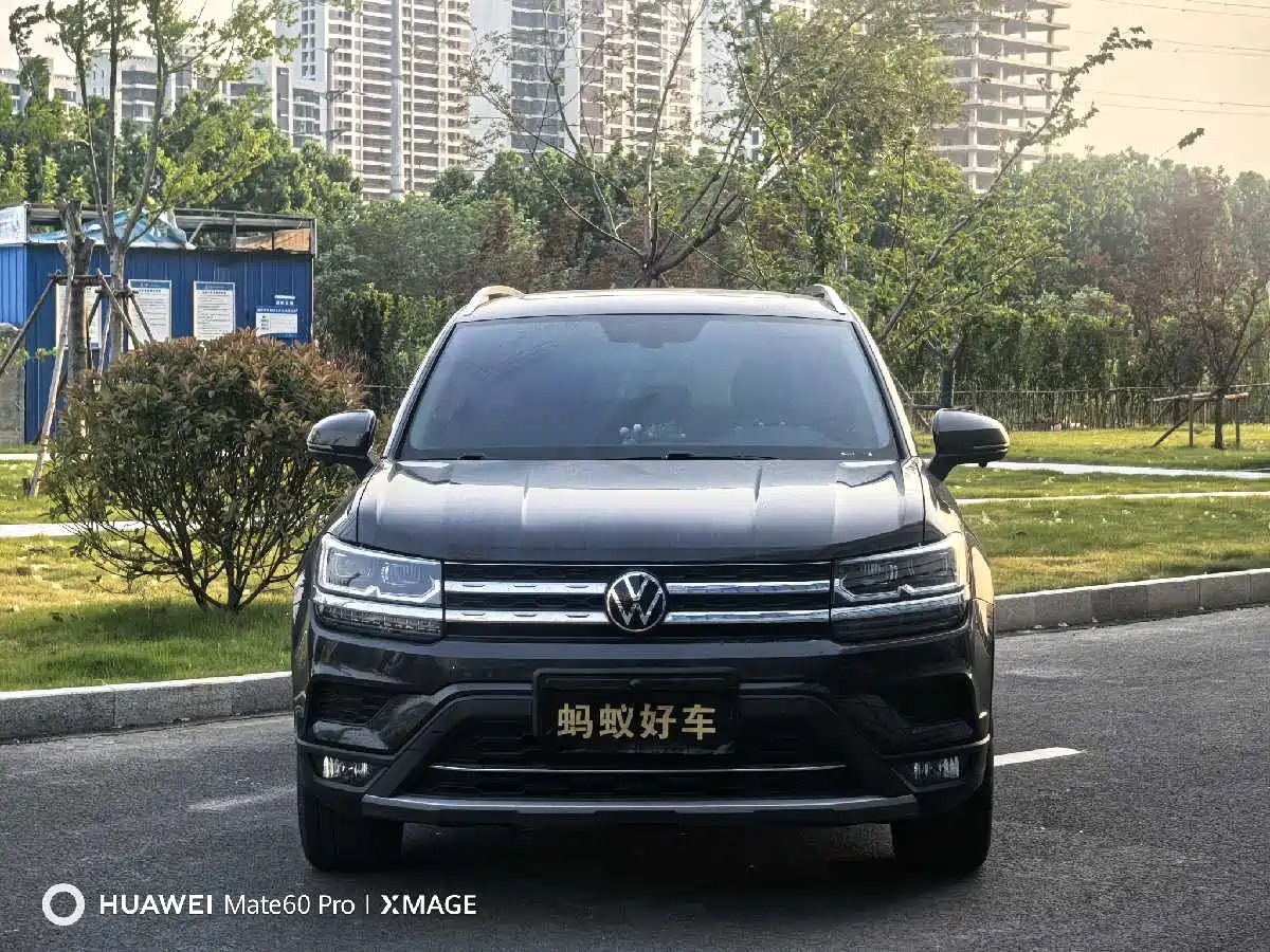 Volkswagen Tharu 2021 330TSI 4WD Luxury Plus фото 2