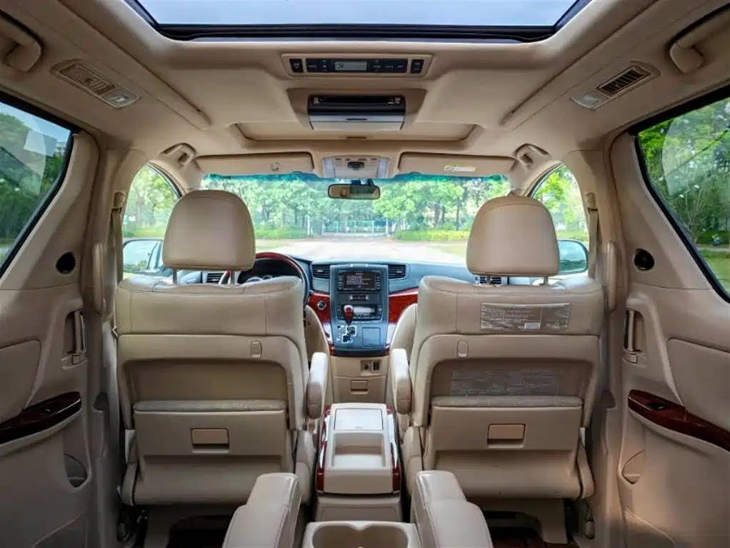 Toyota Alphard 2011 3.5L Luxury Edition фото 11