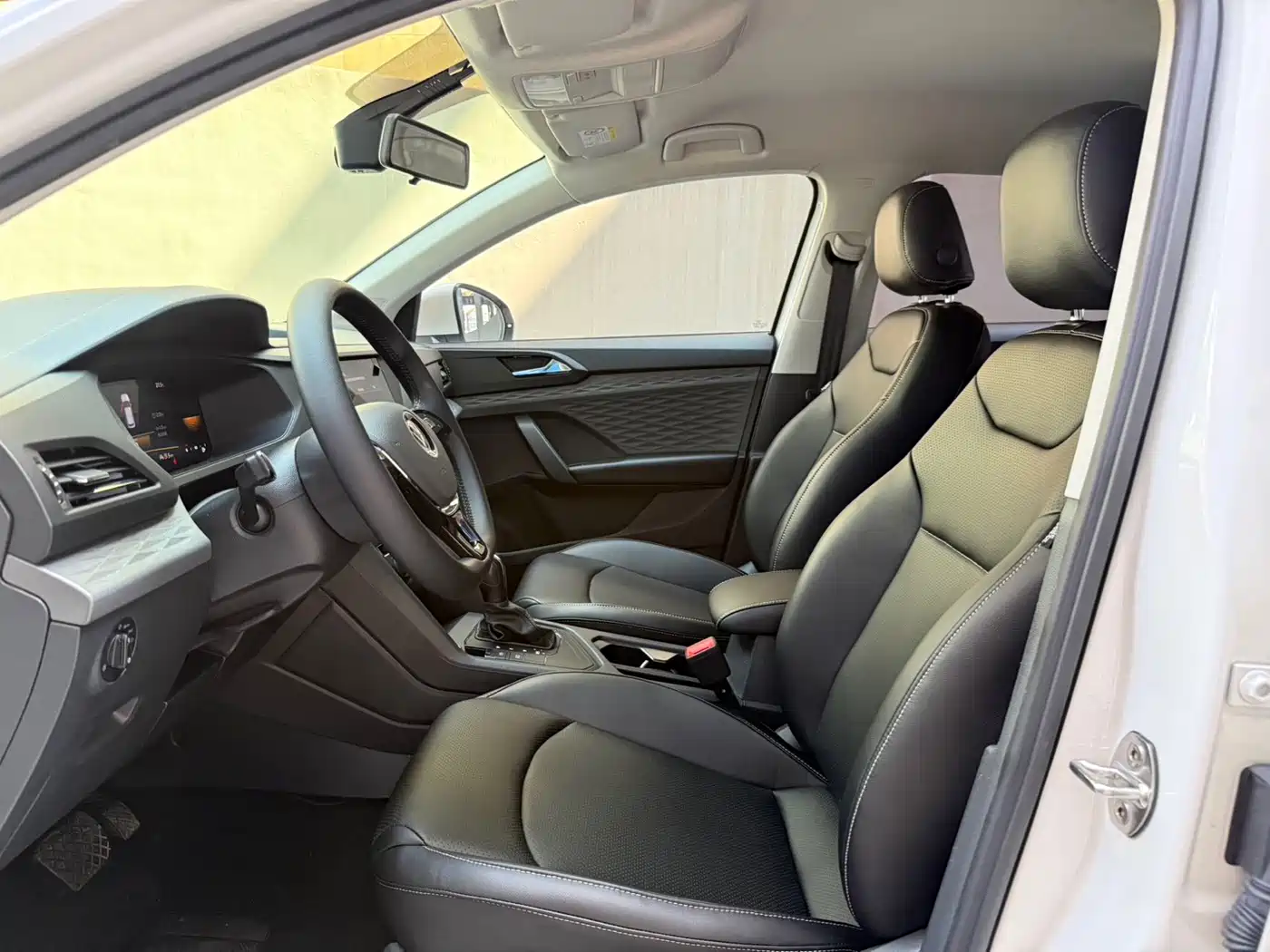 Volkswagen Tharu, миниатюра 9