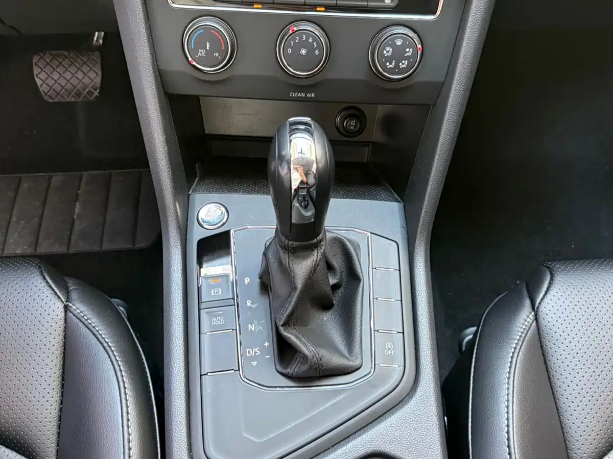 Volkswagen Tharu, миниатюра 15