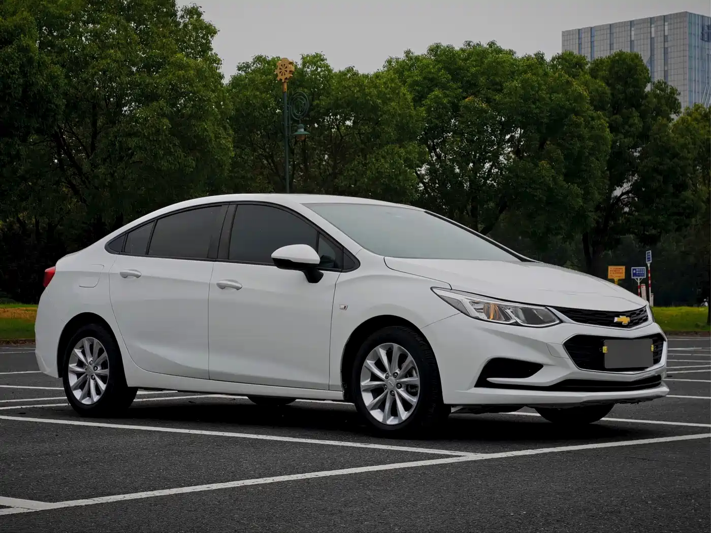 Chevrolet Cruze 2018 2018 320 Automatic Pioneer Sunroof Edition