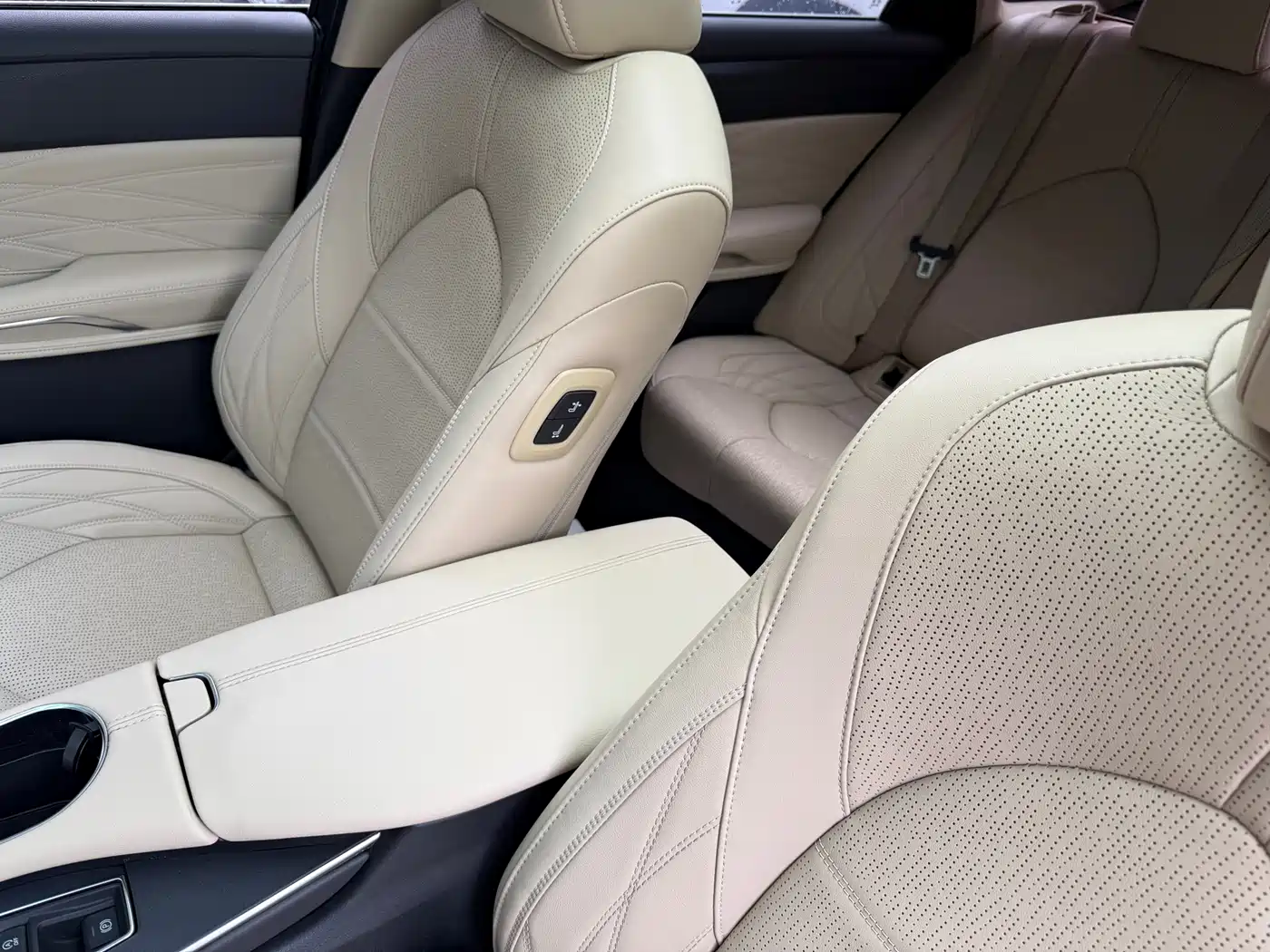 Toyota Avalon 2019 2.5L Touring Premium (China V) фото 9