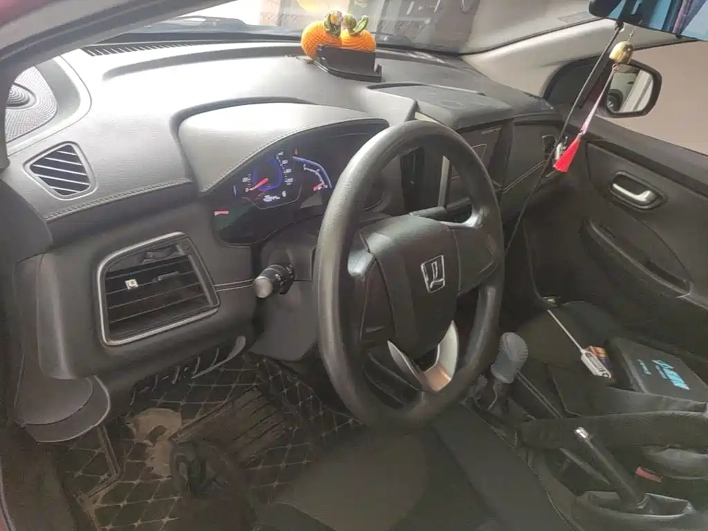 Luxgen Rui 3 2017 2016 1.6L Manual Premium