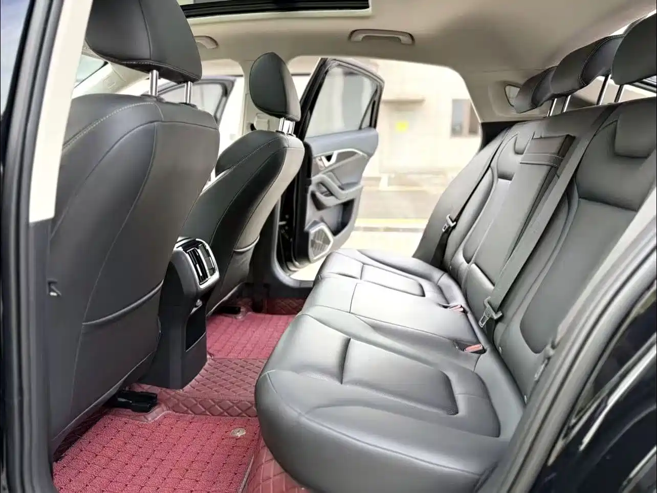 Photo 9 - Besturn B70