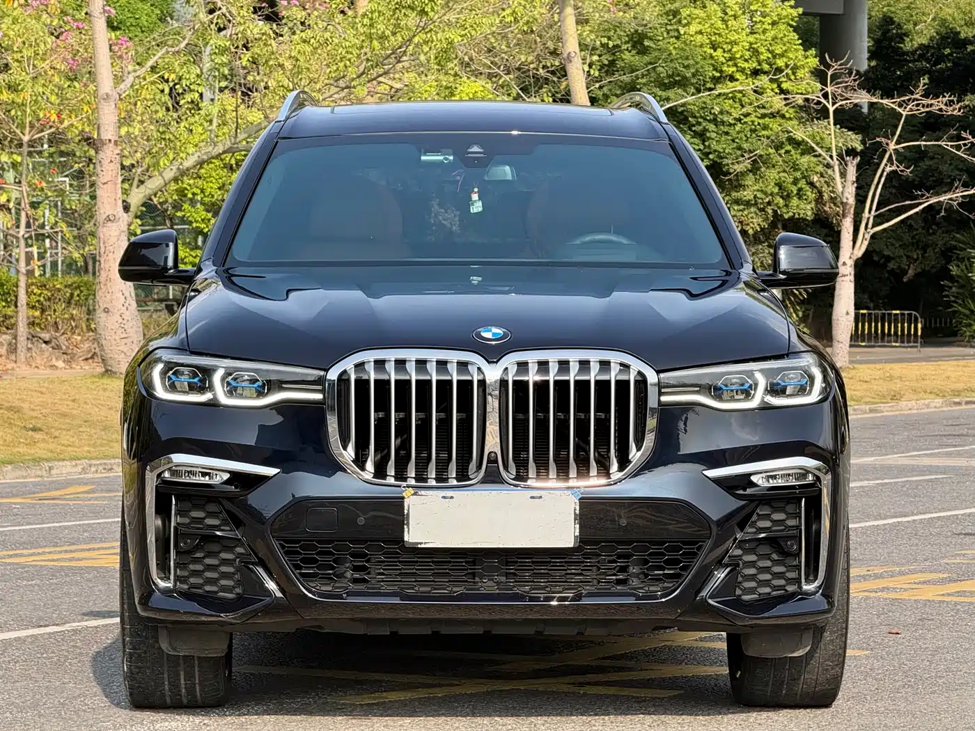BMW X7 2022 xDrive40i Exclusive M Sport Package фото 2