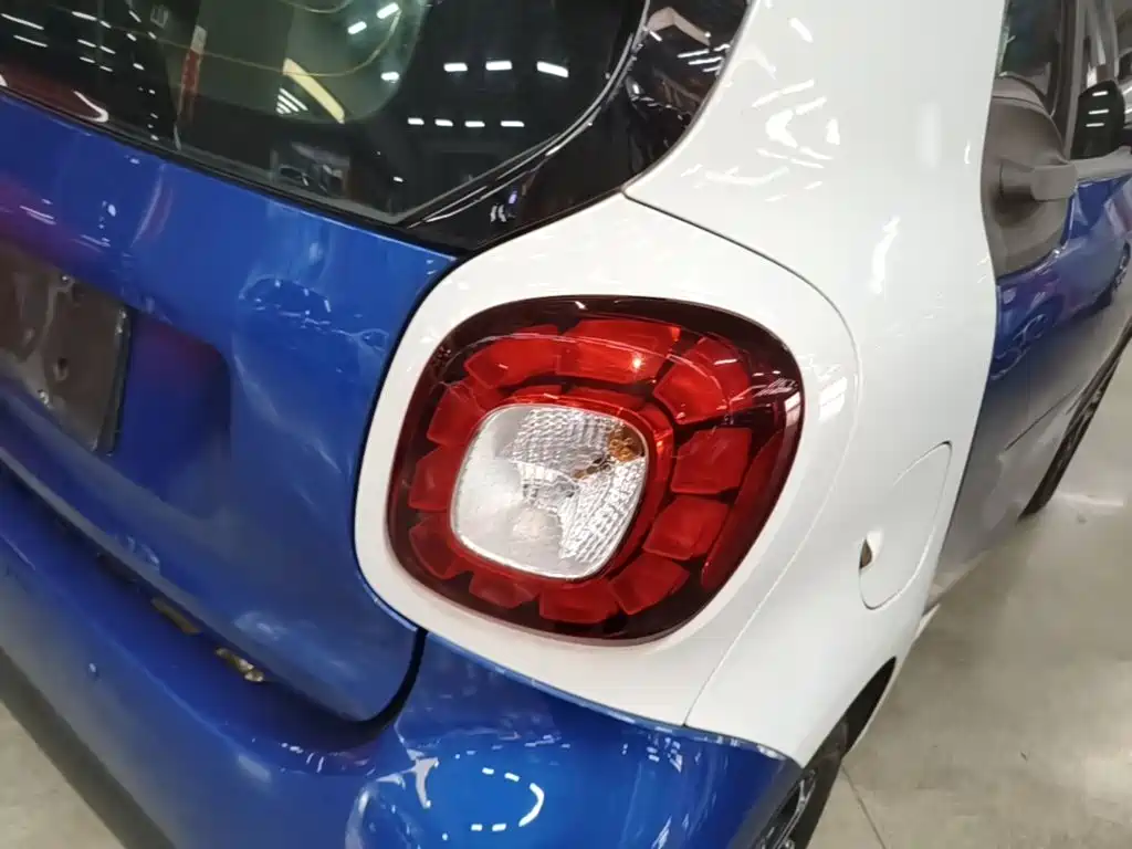 smart fortwo 2018 2017 Model 1.0L 52kW New Sound Special Edition China V
