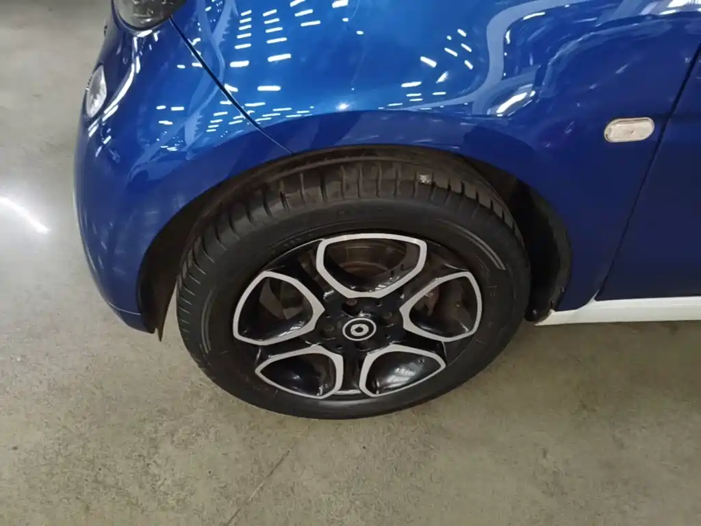 smart fortwo 2018 2017 Model 1.0L 52kW New Sound Special Edition China V