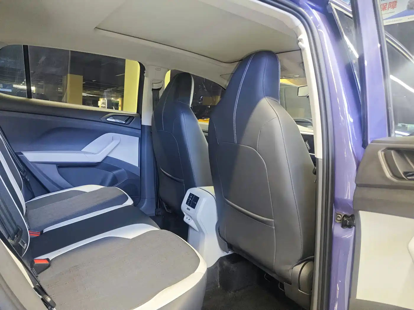 Фото 4 - Volkswagen T-Cross