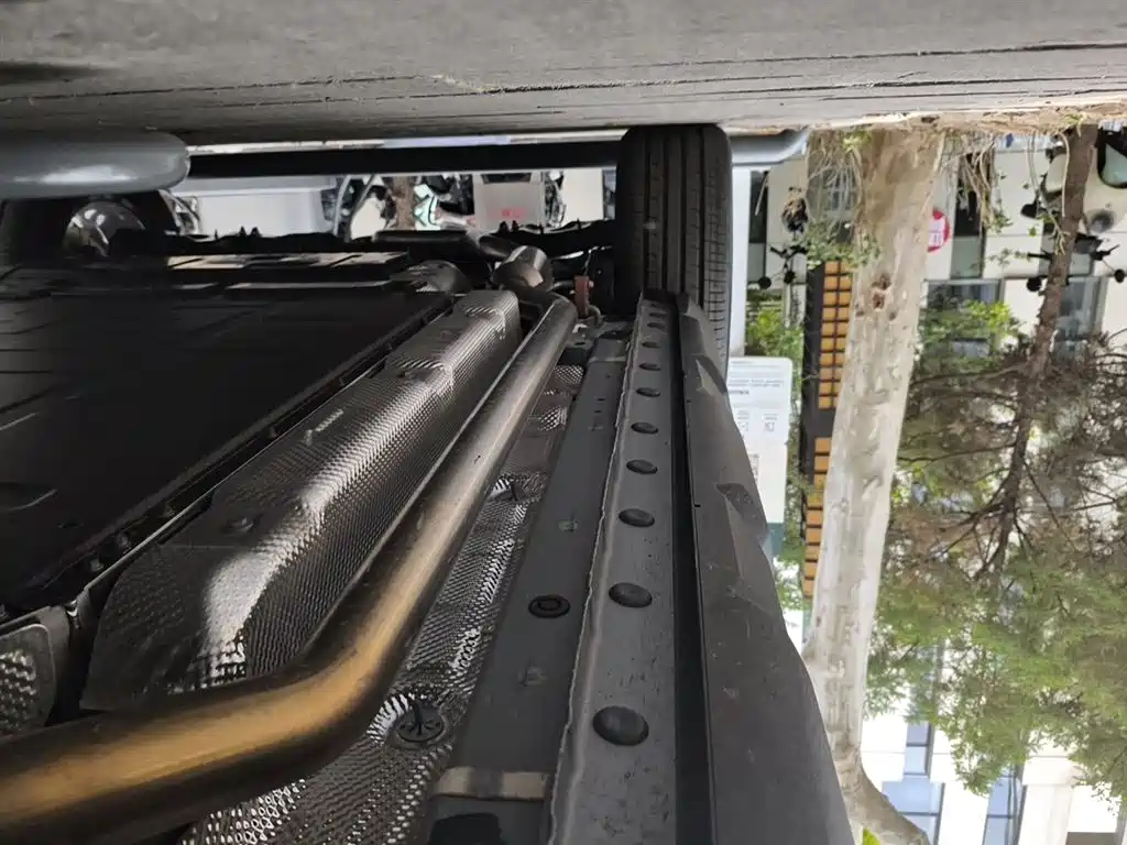 Haval Meng Long NEV 2026 Hi4 102 Premium фото 16