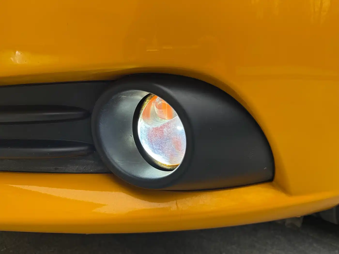 Ford Focus (Import) 2014 2013 2.0T ST Orange Edition