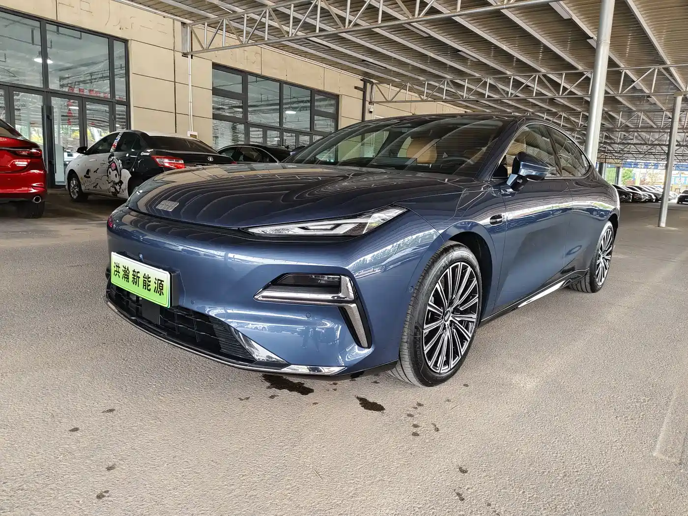 Geely Galaxy Xingyao 8 2025 130km EM-P Explorer Edition