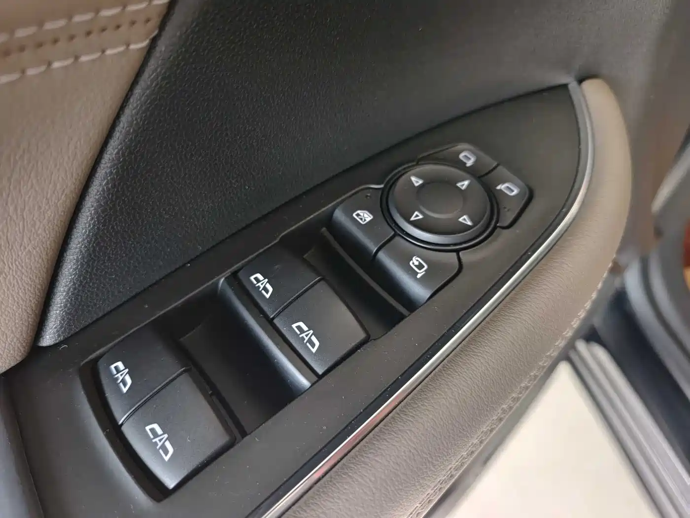 Buick Envision Plus 2021 Envision Plus 652T 5-seater Luxury фото 5