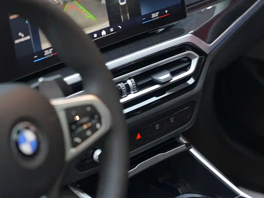 BMW 3 Series 2024 325Li M Sport Package фото 15