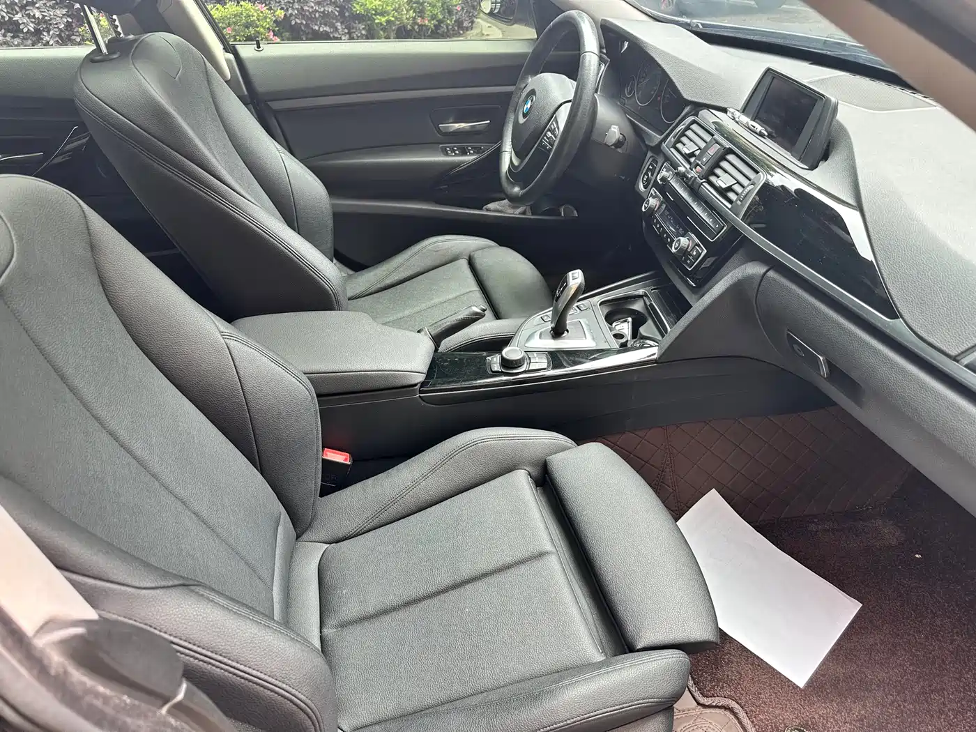 BMW 3 Series GT 2018 320i Fashion фото 11
