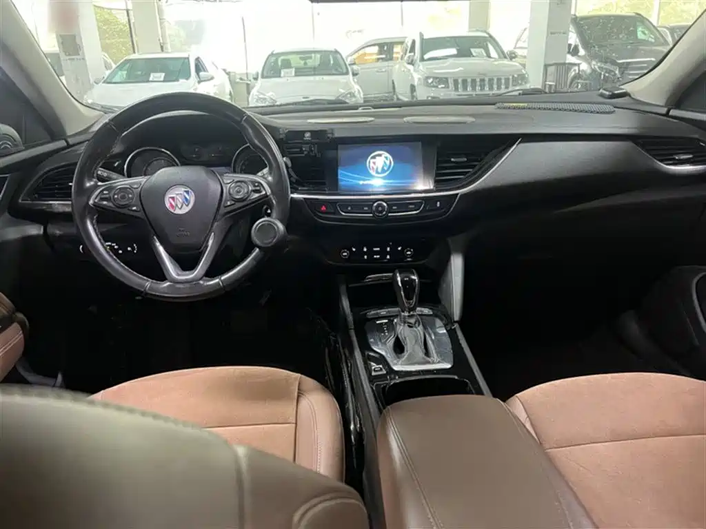 Buick Regal 2019 20T Elite China VI фото 15