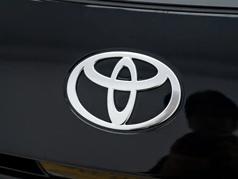 Toyota Camry 2025 2024 Model Dual Hybrid 2.0HXS Sport Plus Edition