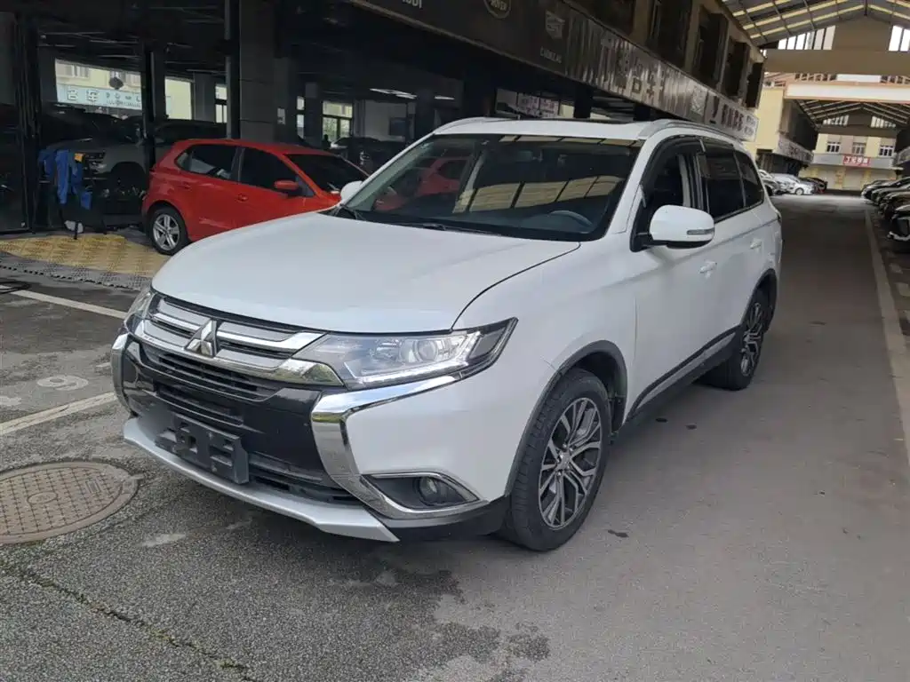 Mitsubishi Outlander 2017 2017 2.0L 2WD Glory 5-seater