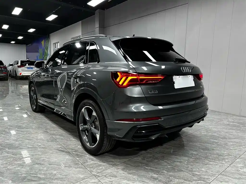 Audi Q3 2022 35 TFSI Fashion Dynamic фото 4