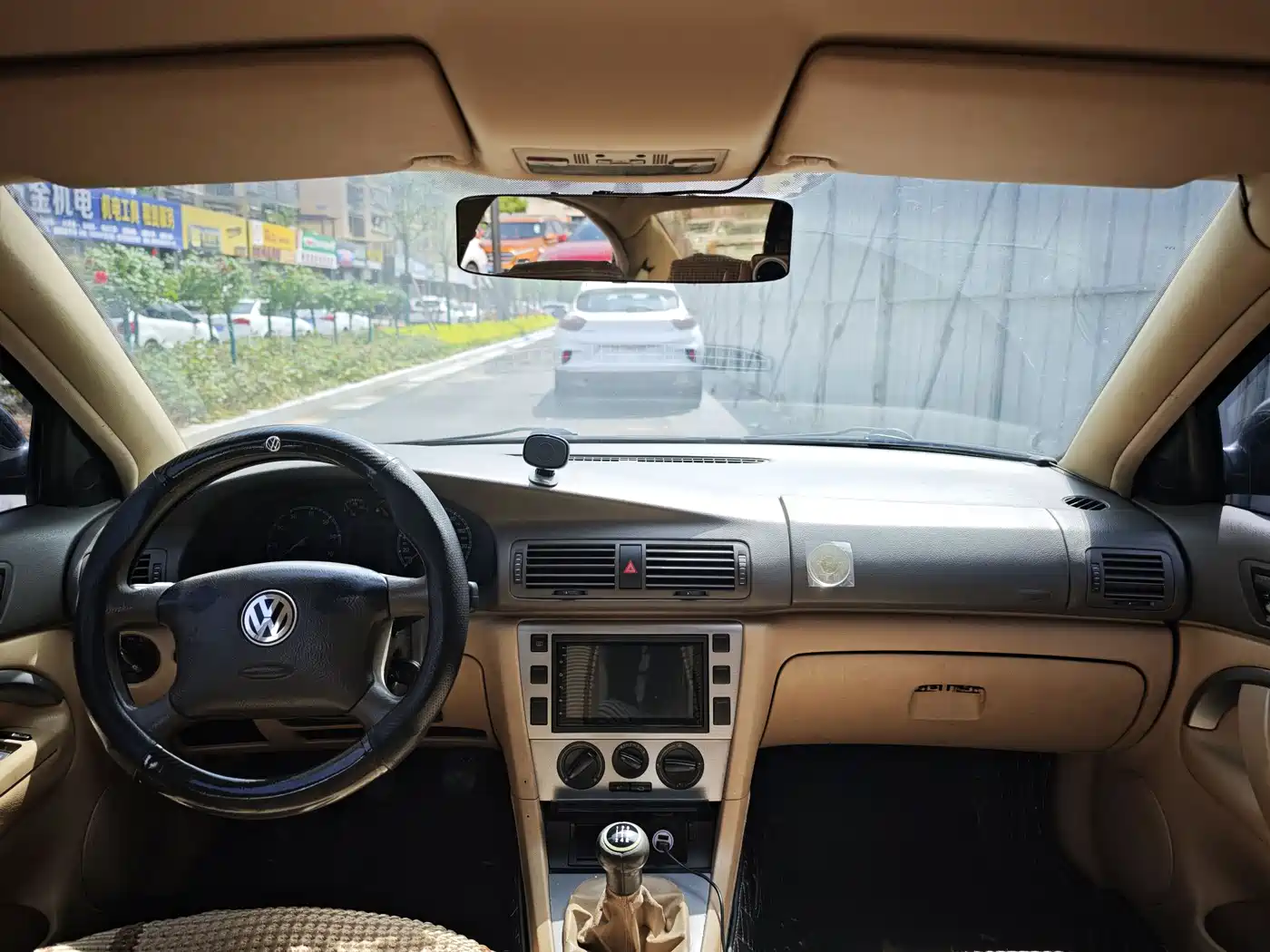 Volkswagen Passat Lingyu 2007 2.0L Manual Standard фото 9
