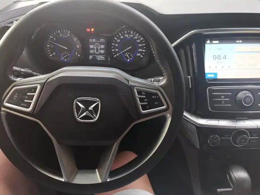 Jiangling Yusheng S350 2017 2016 2.0T Automatic 4WD Gasoline Luxury 5-seater