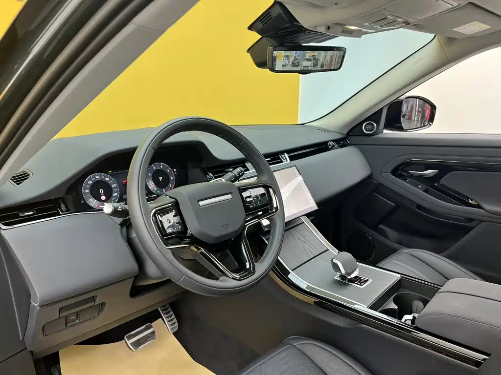 Land Rover Range Rover Evoque 2026 2026 Range Rover Evoque L SE