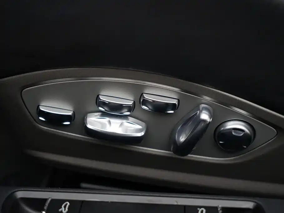 Porsche 718 2022 Spyder 2.0T фото 6