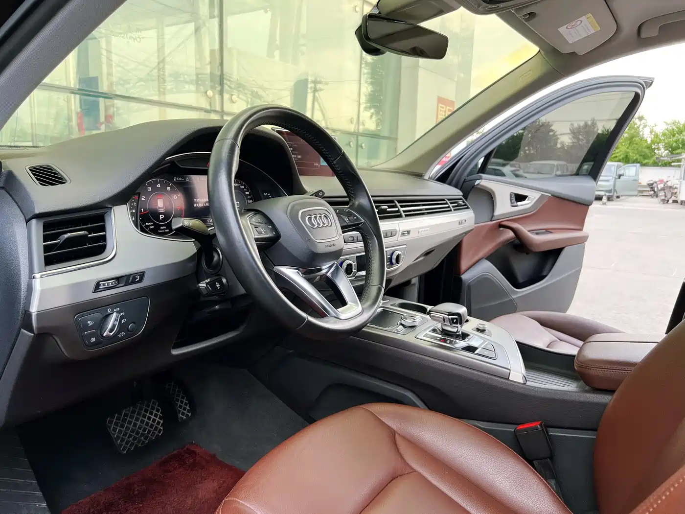 AUDI Q7