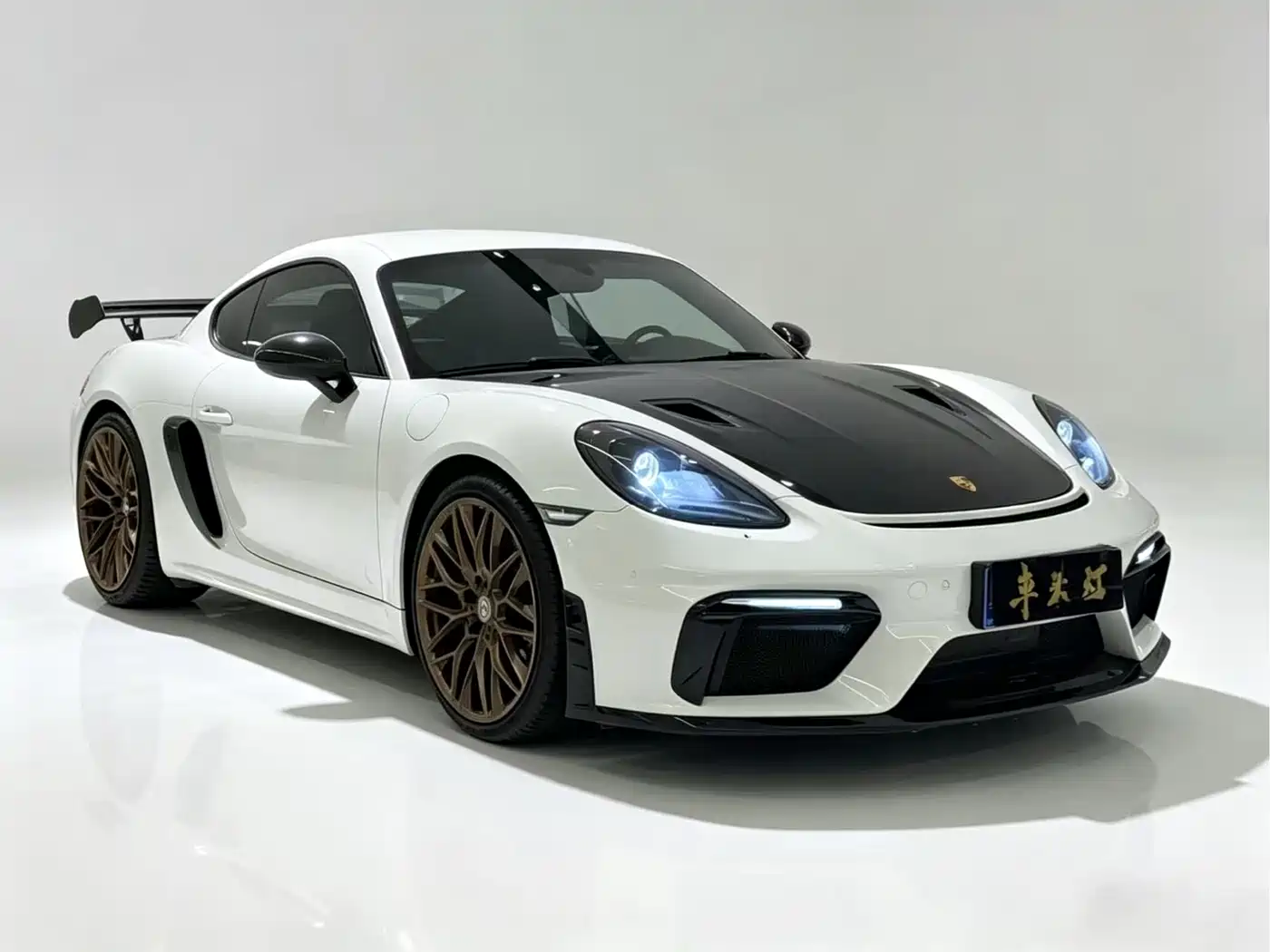 Porsche 718 2018 Cayman 2.0T фото 3