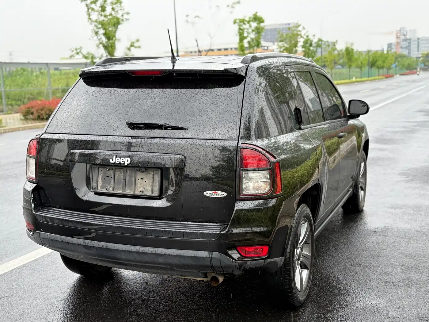 Jeep Compass (Import) 2015 2014 Facelift 2.4L 4WD Comfort Edition