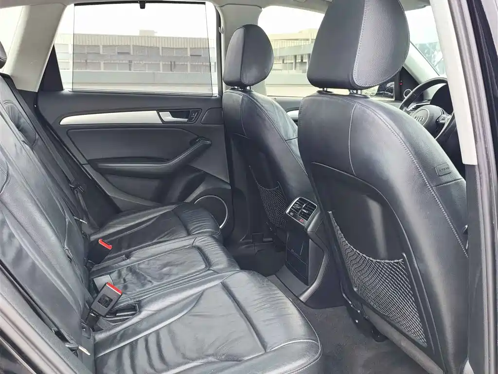 Audi Q5 (Import) 2013 45 TFSI quattro Sport фото 11