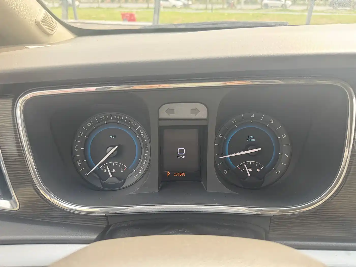 Buick GL8 2011 2.4L LT Luxury Business Executive фото 25