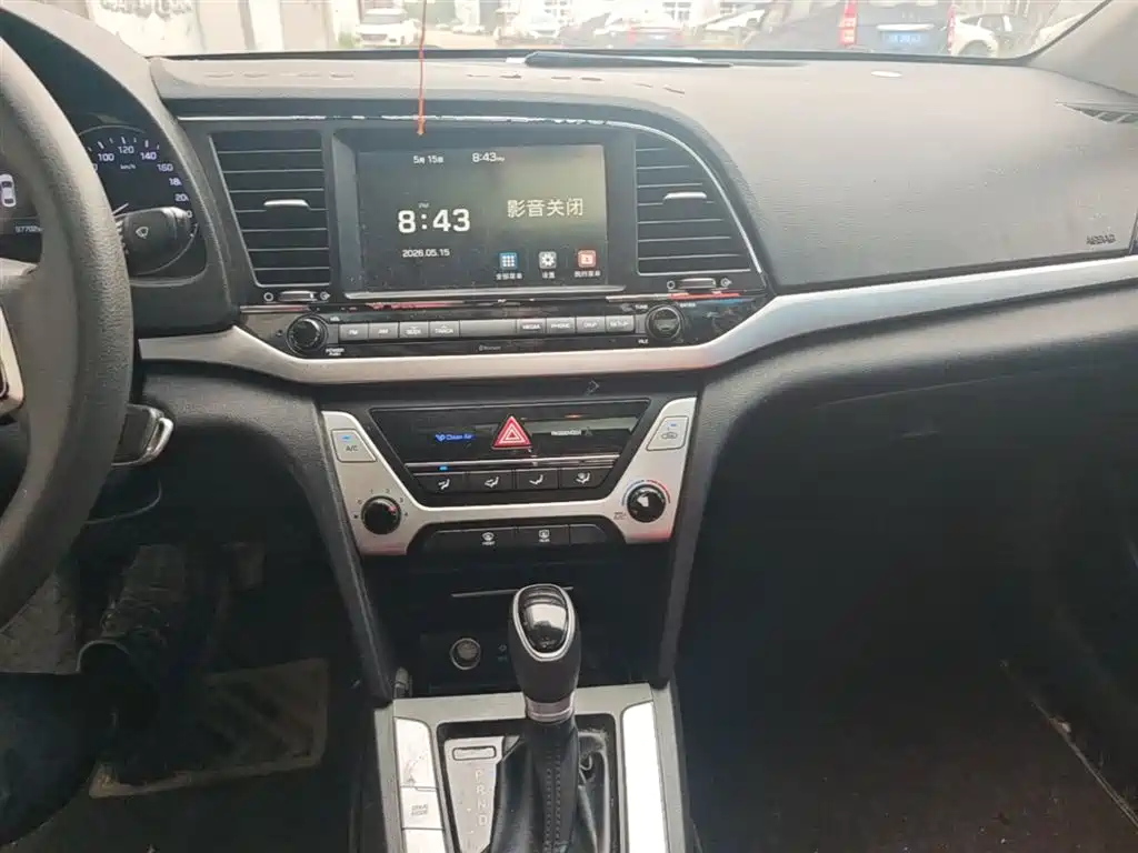 Hyundai Elantra 2016 Model 1.6L Automatic Smart Elite фото 13