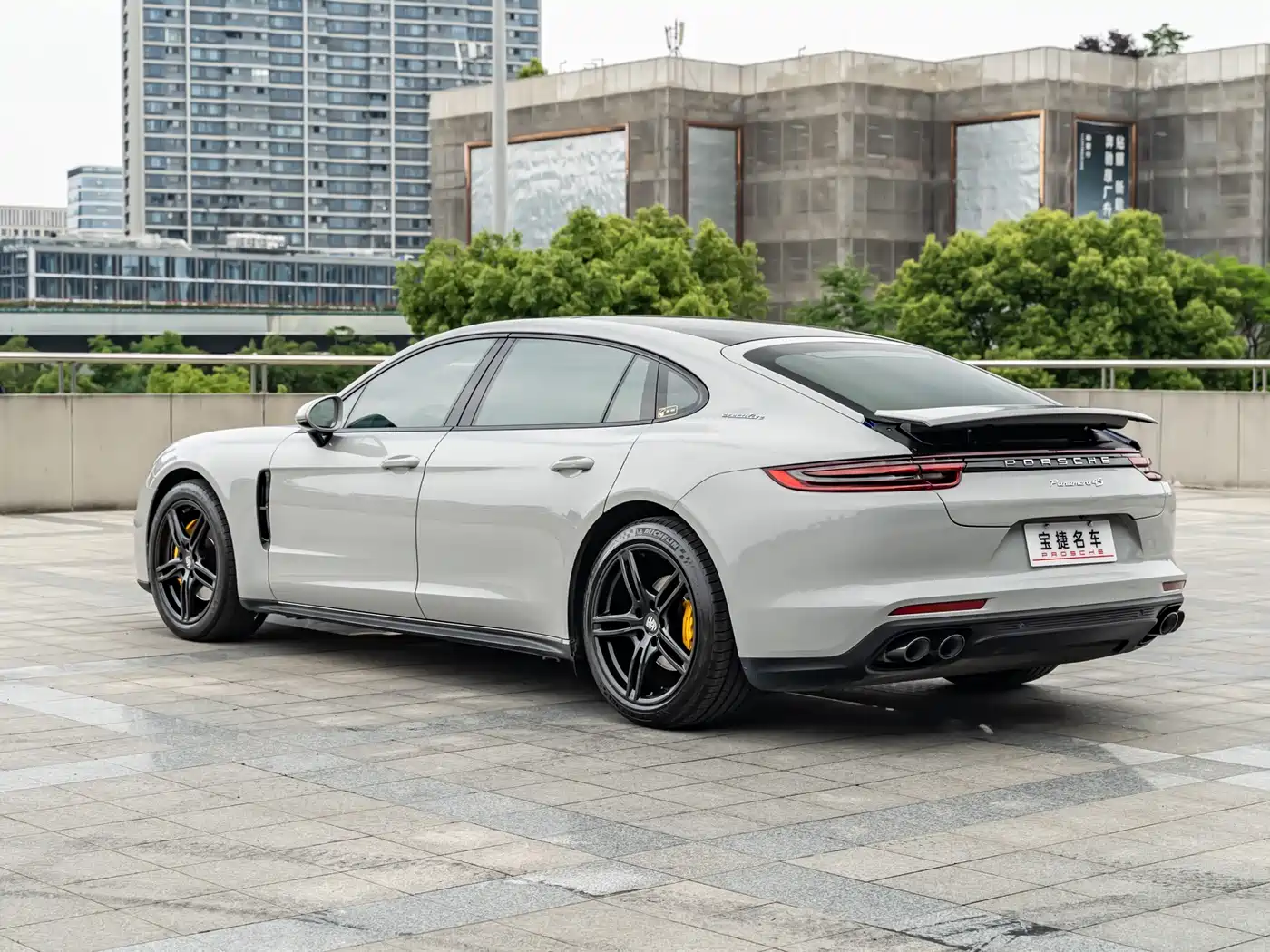 Porsche Panamera 2019 Panamera 4 Executive Long Wheelbase 2.9T фото 5