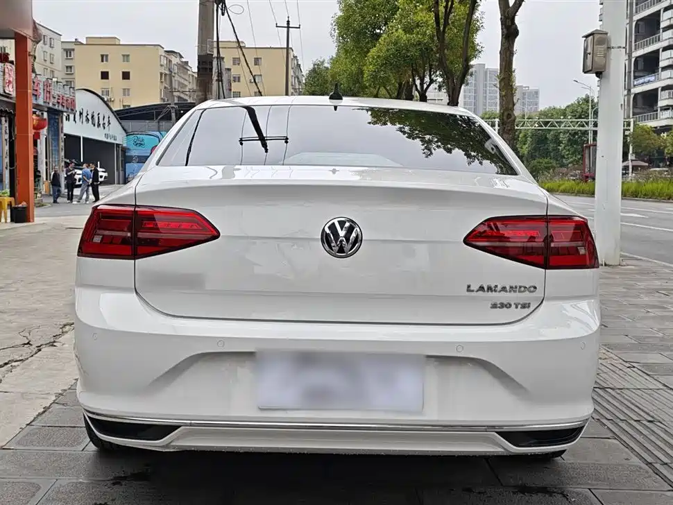 Volkswagen Lamando 2021 230TSI DSG Fashion Edition фото 7