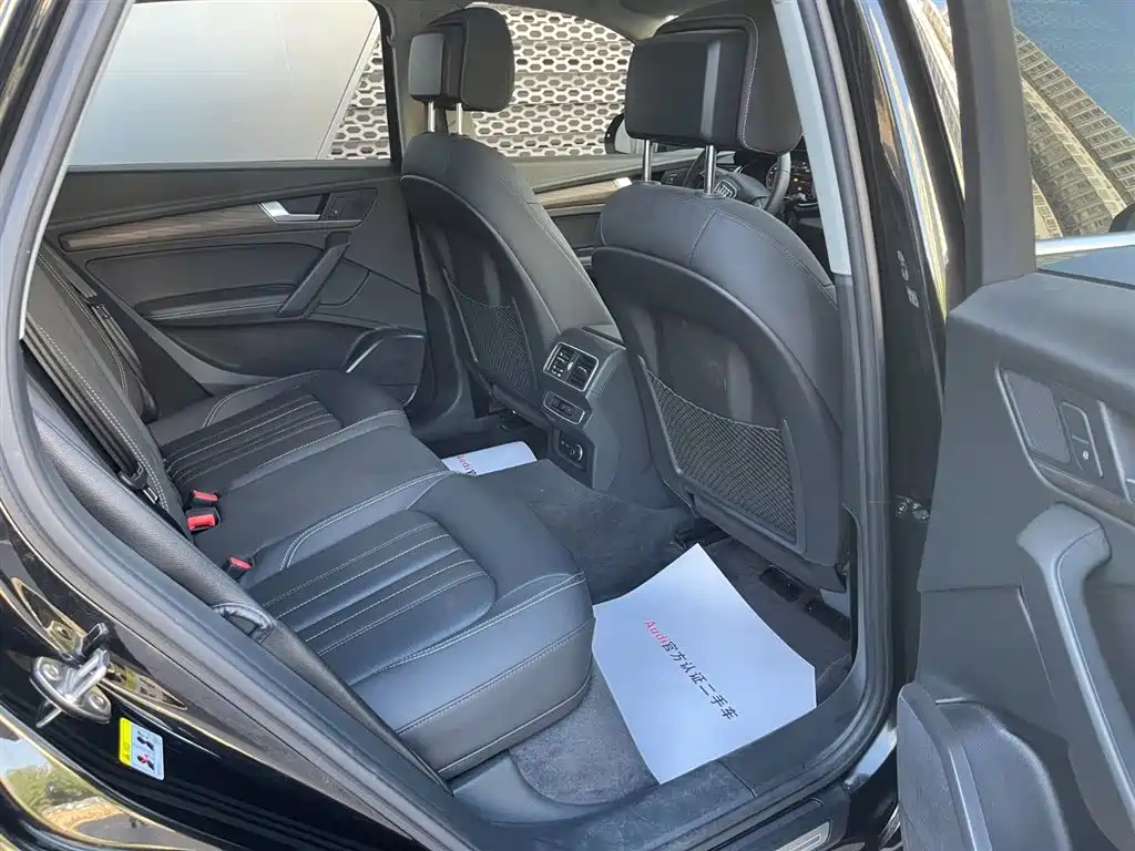 Audi Q5L 2022 40T Luxury Elegance фото 15