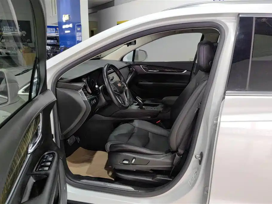 Cadillac XT5 2018 25T Luxury фото 9