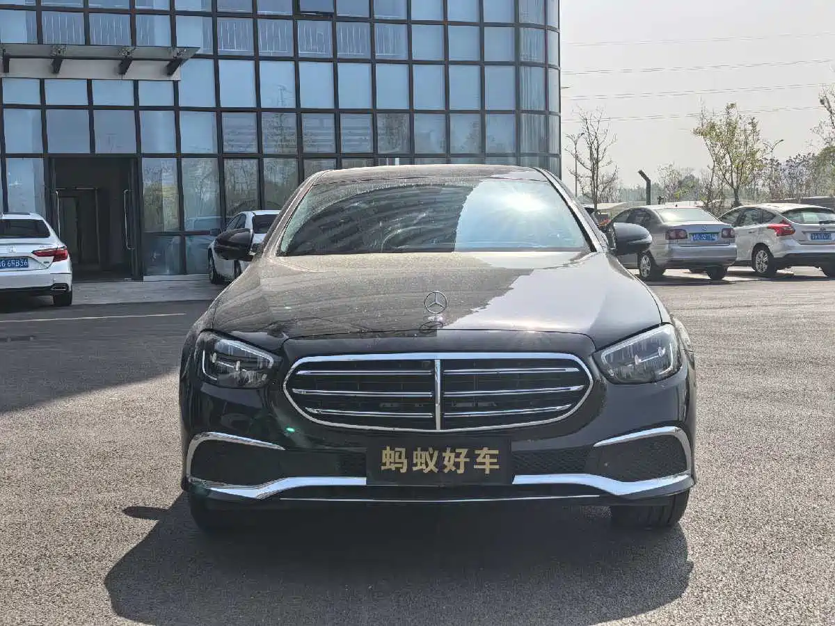 MERCEDES-BENZ E CLASS