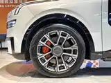 Photo 11 - Lynk & Co 900