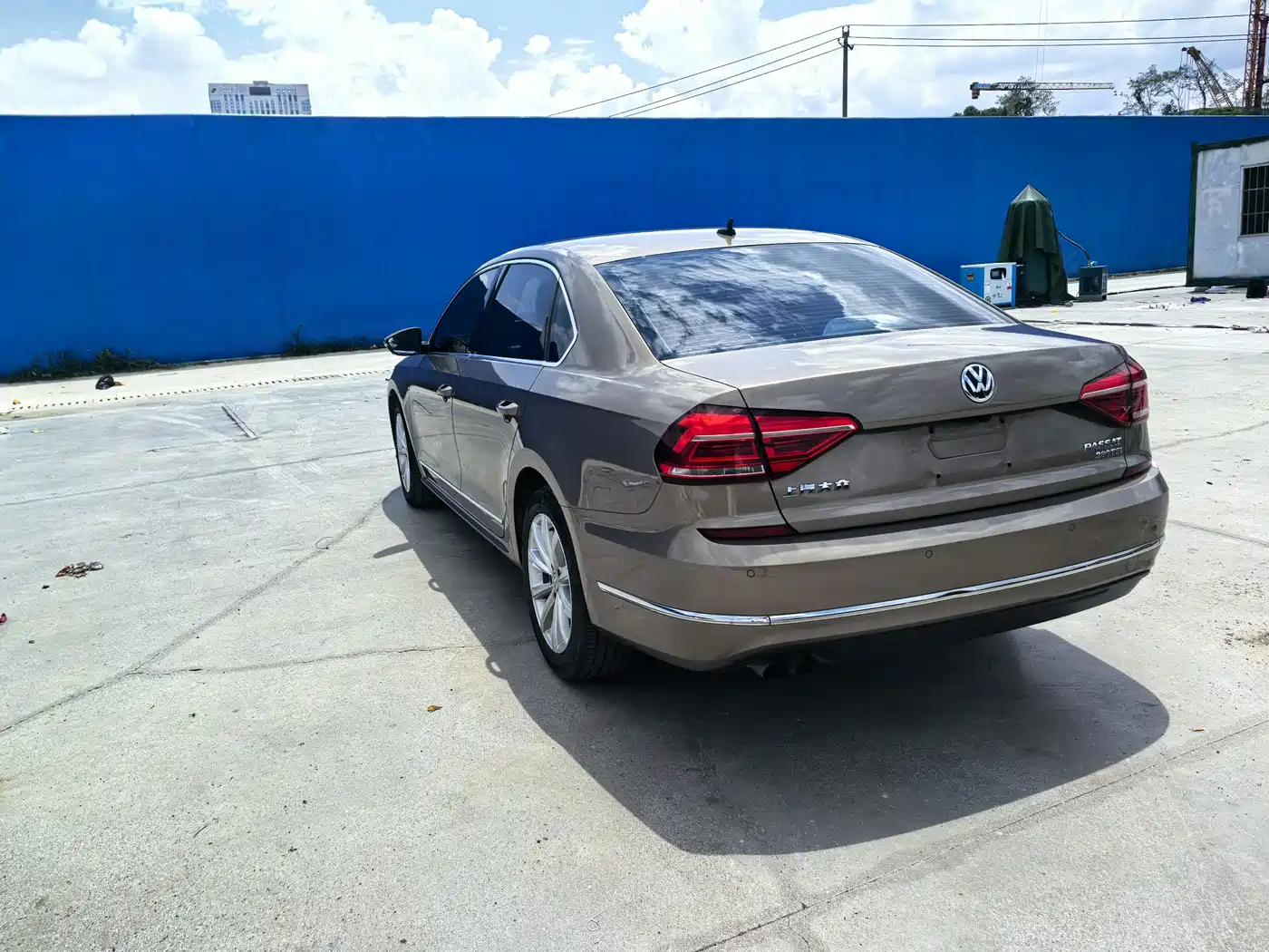 Фото 7 - Volkswagen Passat