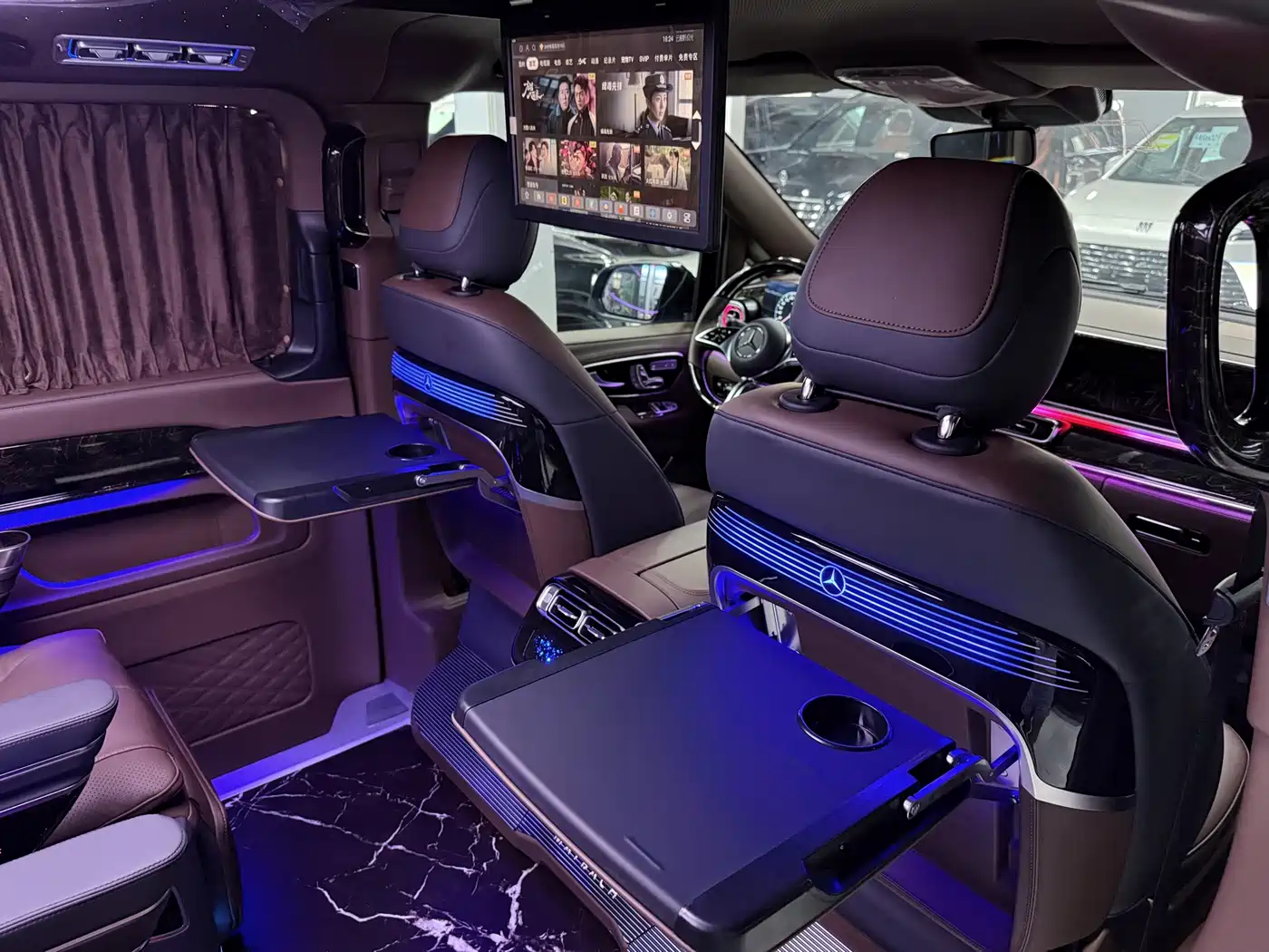 Mercedes-Benz Vito 2024 2.0T Business 7-Seater фото 8