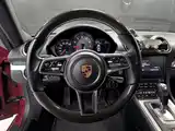 Photo 8 - Porsche 718