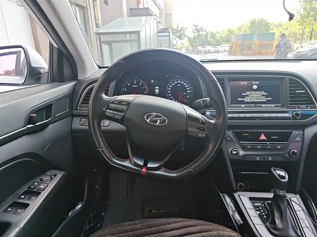 Hyundai Elantra 2018 1.4T DCT Dynamic·Vitality Model фото 3