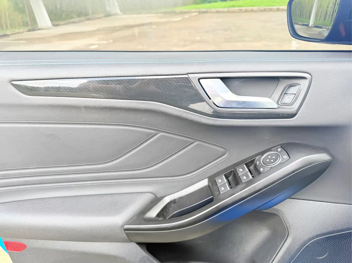 Photo 10 - Ford Focus
