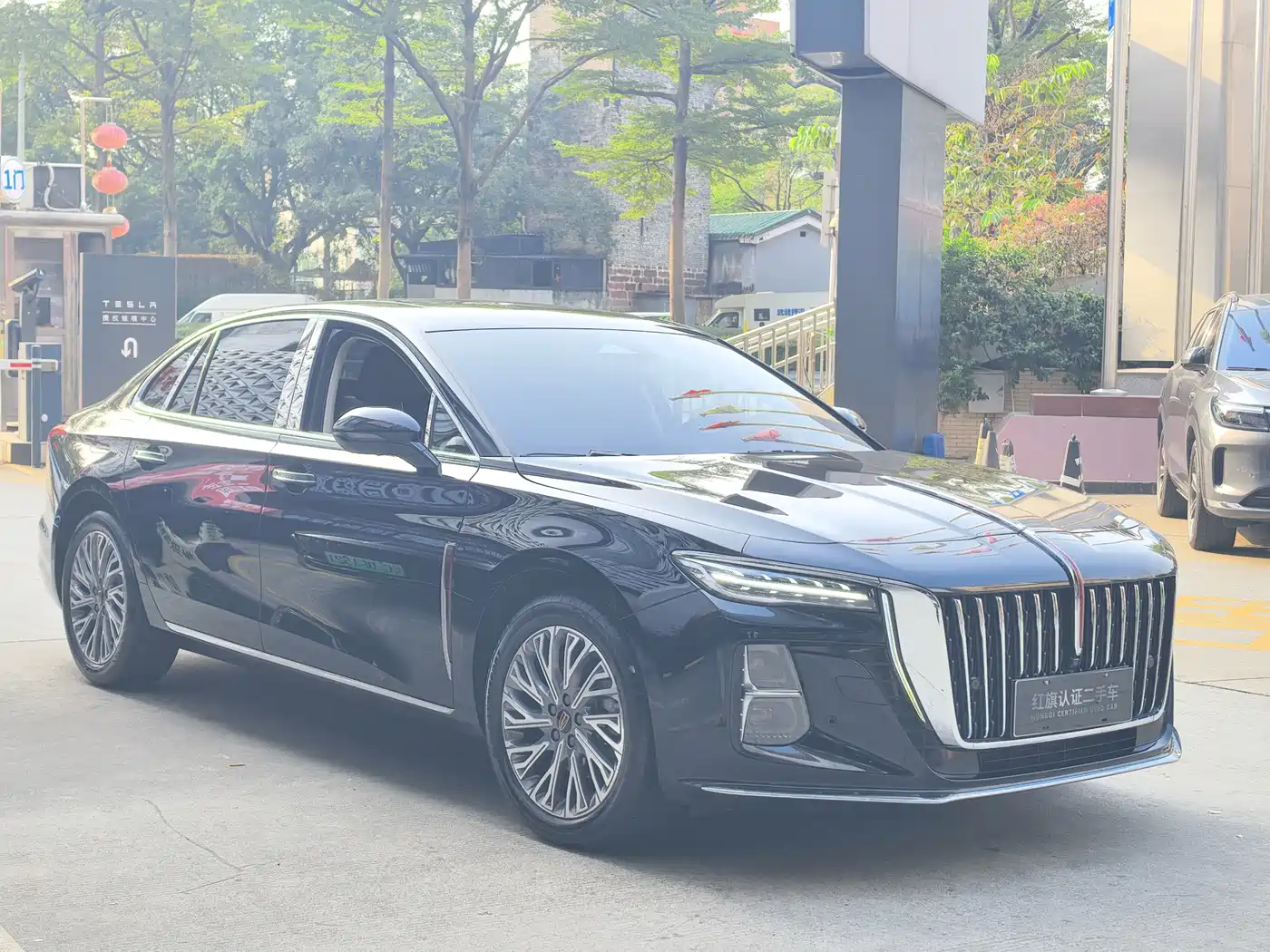 Hongqi H5 2023 2.0T Auto Smart Connect Flag Comfort фото 3