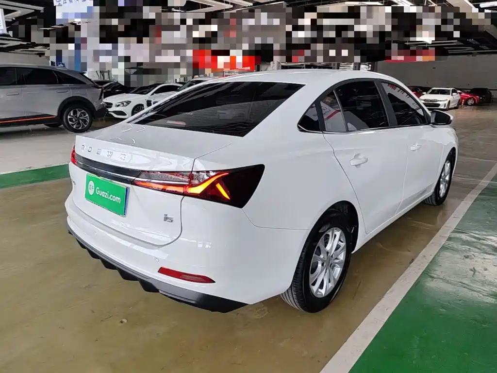Roewe i5 2025 2026 1.5L CVT Luxury