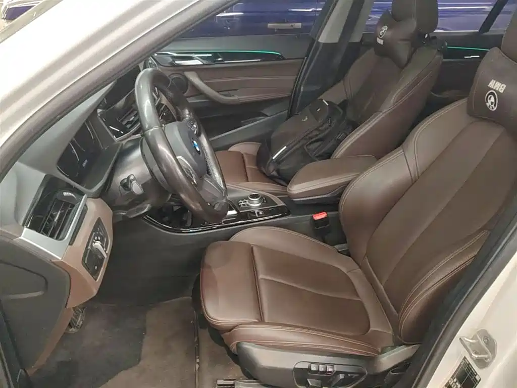 BMW X1 2020 sDrive20Li Premium Edition фото 22