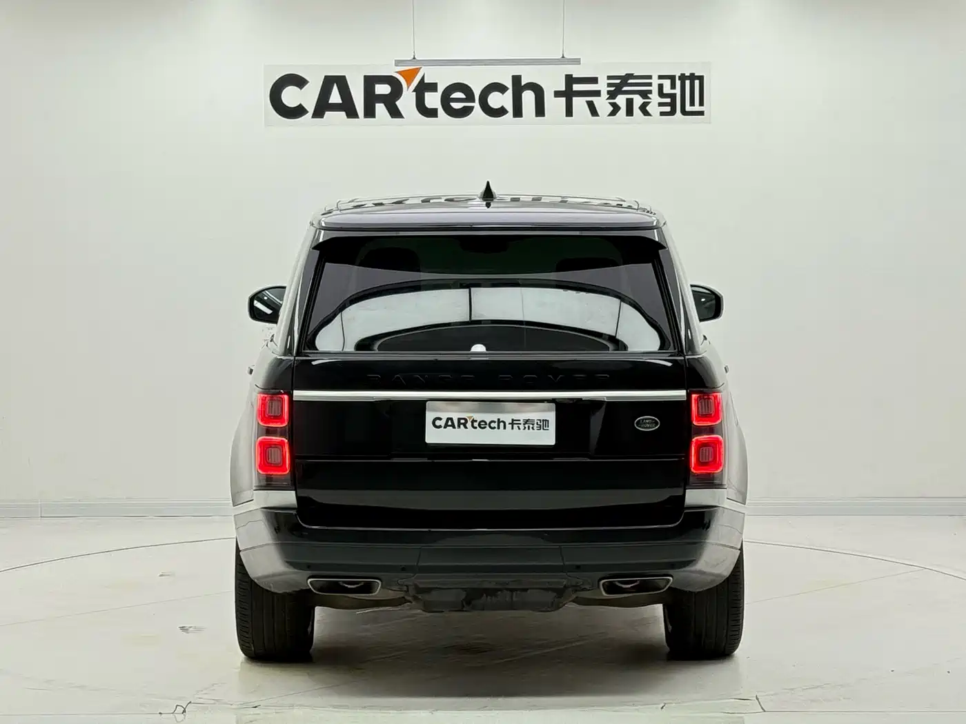Land Rover Range Rover 2021 3.0 L6 Golden Age Edition фото 7